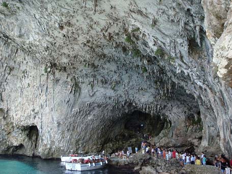 L'entrata della Grotta